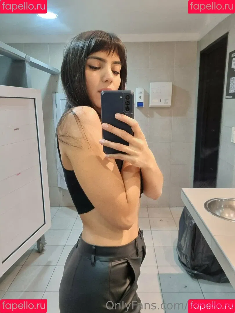 almiibar Onlyfans Photo Gallery 