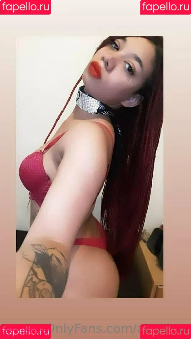 almiibar Onlyfans Photo Gallery 