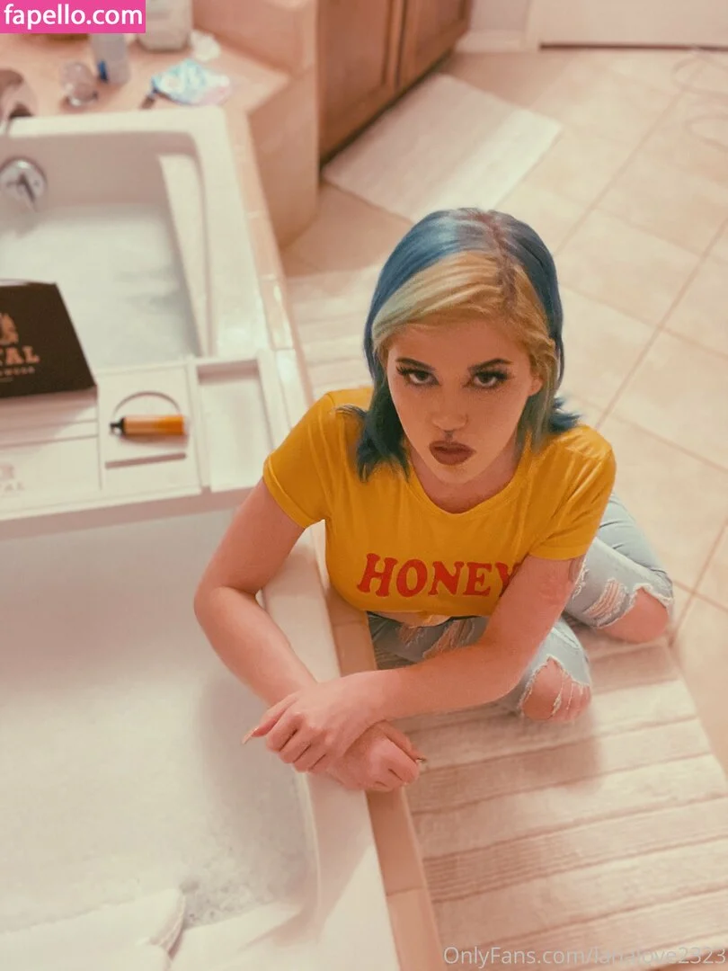 lanalove2323 Onlyfans Photo Gallery 