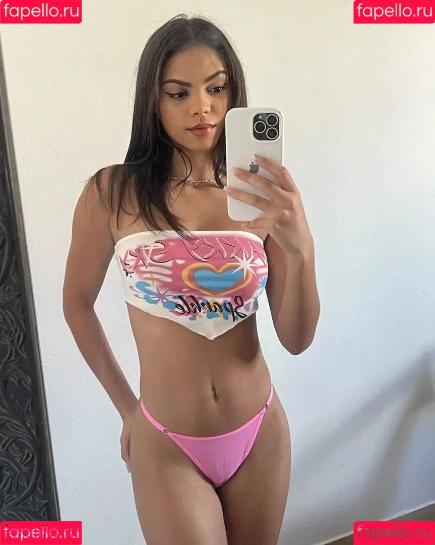 Giselle Carvalho Onlyfans Photo Gallery 