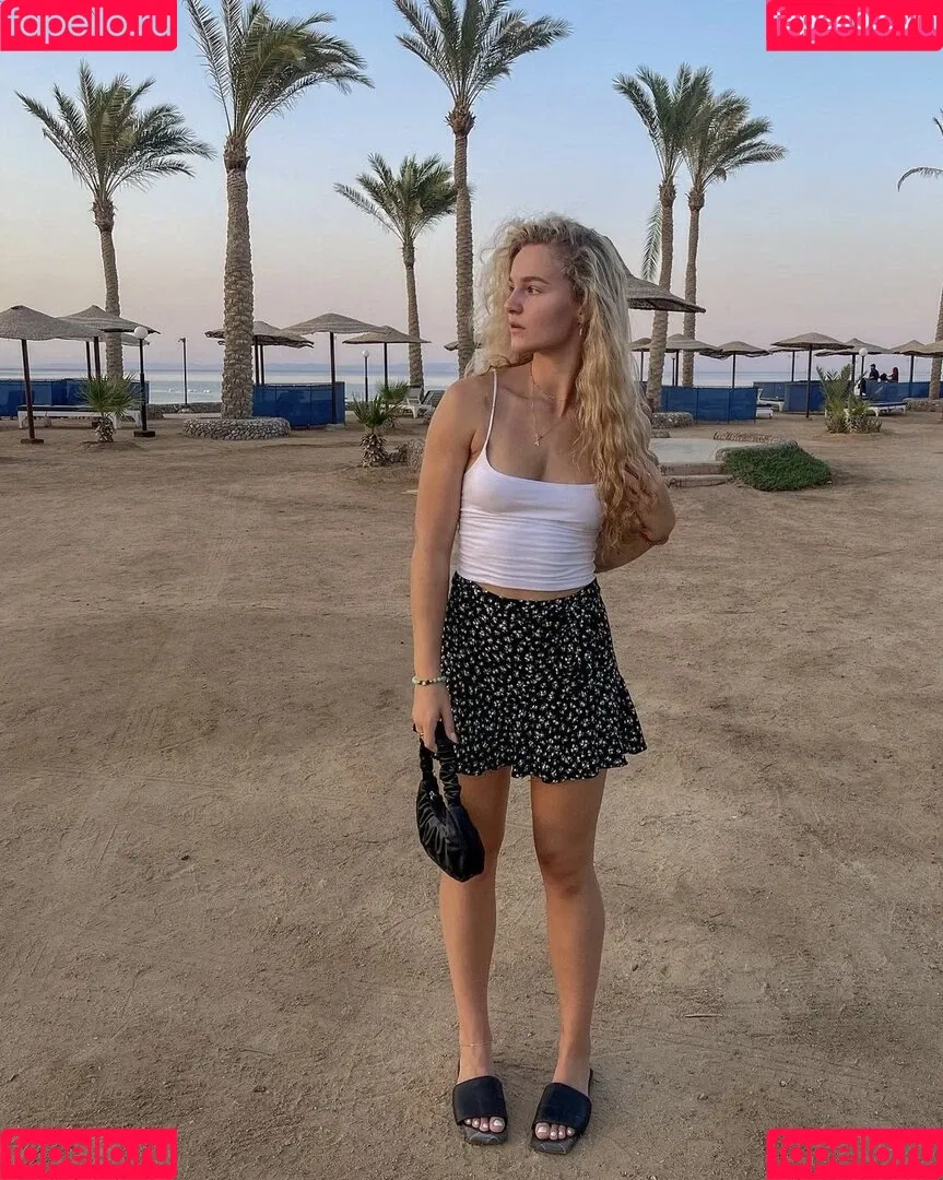 Requests - Closed - Onlyfans Photo Gallery 