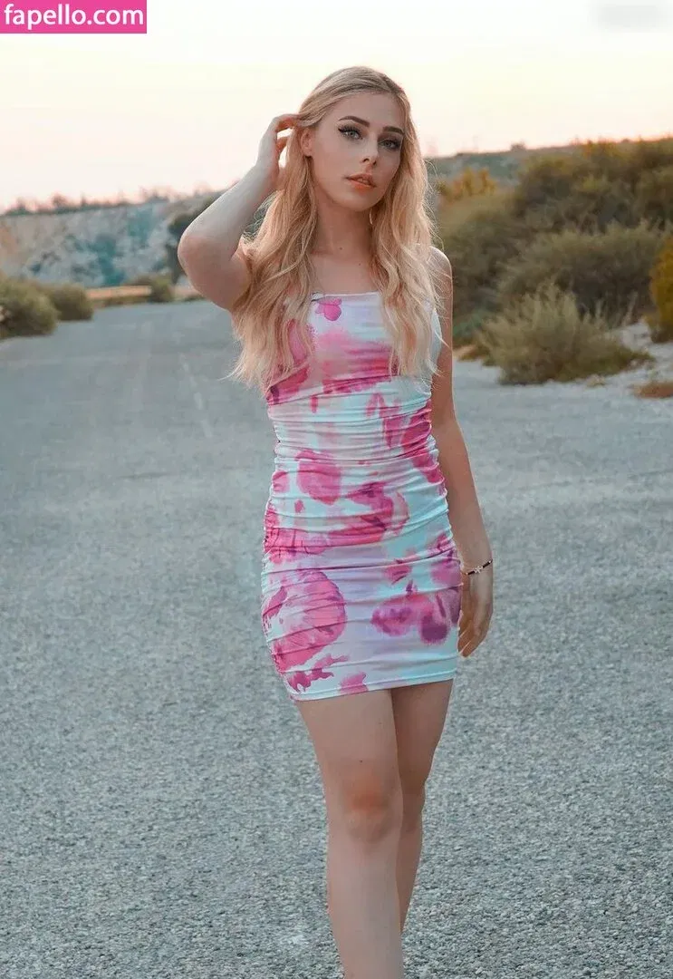 Requests - Closed - Onlyfans Photo Gallery 