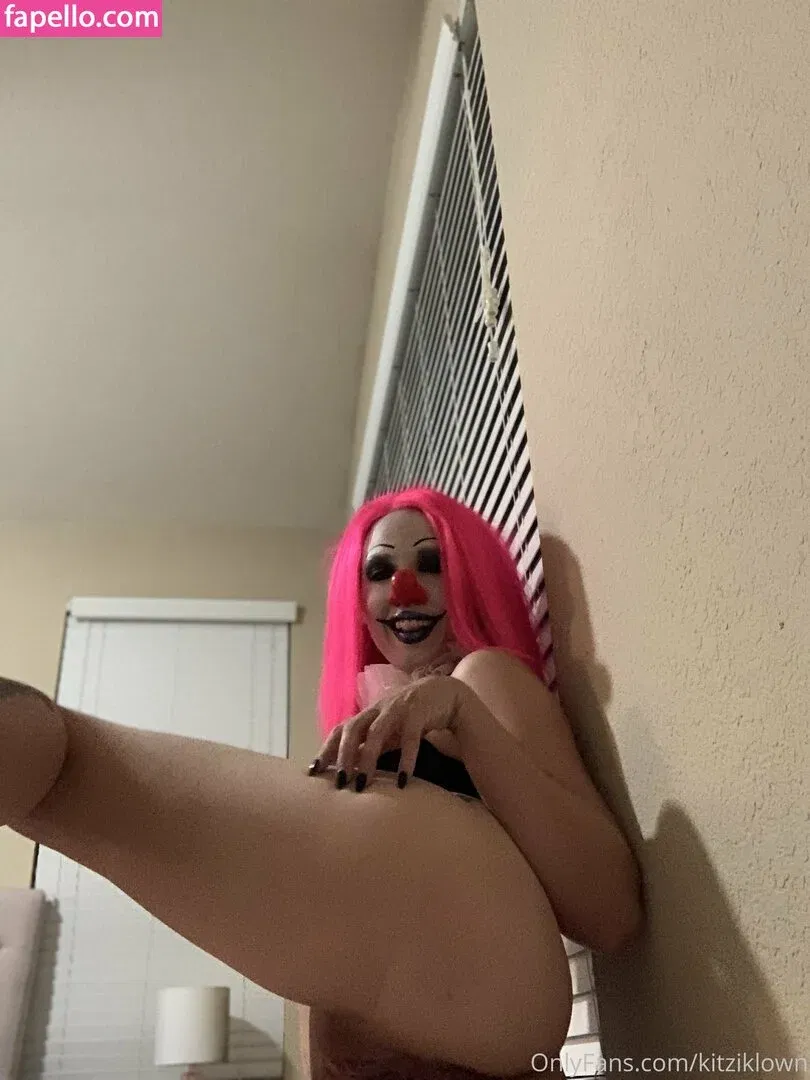 kitziklown Onlyfans Photo Gallery 