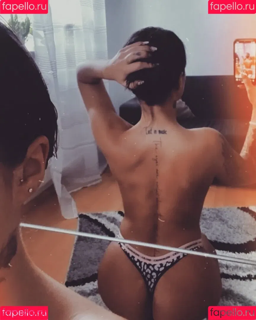 Celina Pop Onlyfans Photo Gallery 