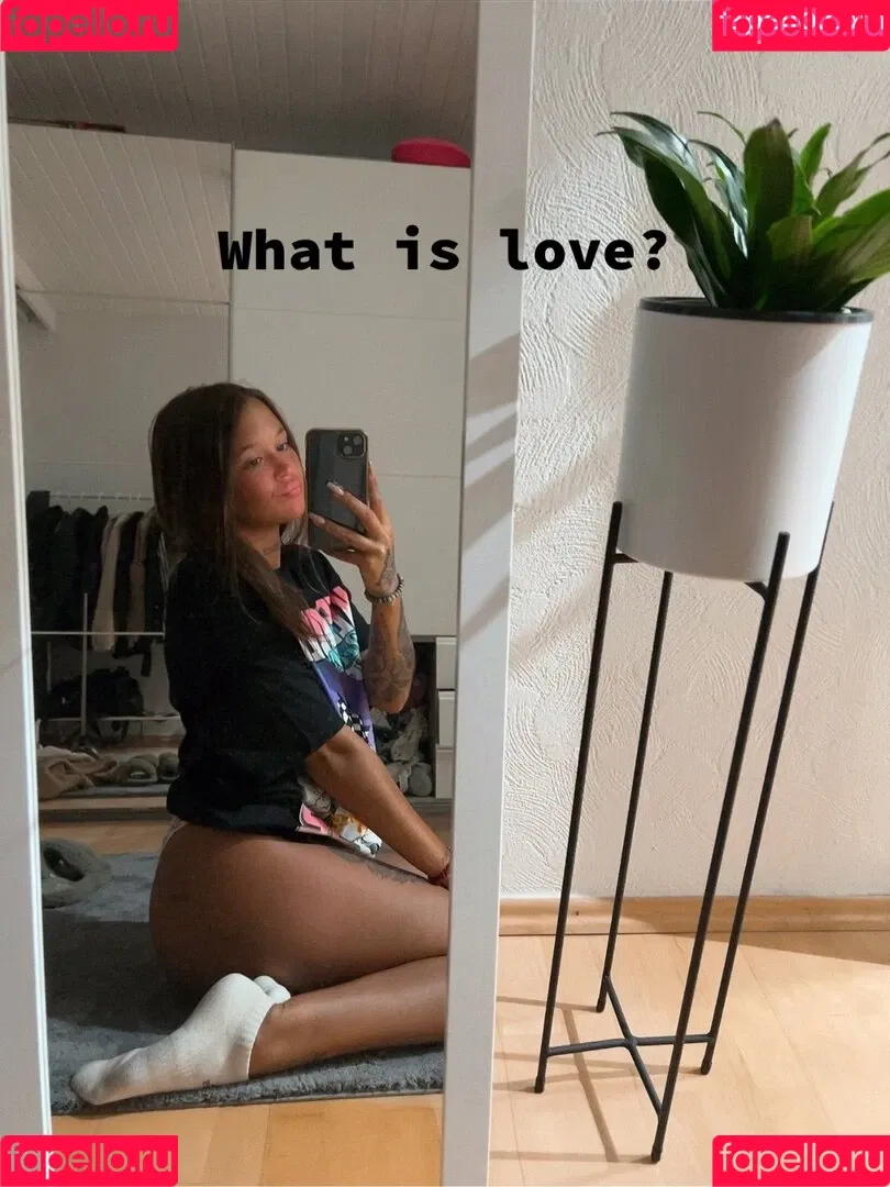 Celina Pop Onlyfans Photo Gallery 