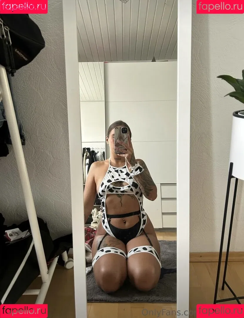 Celina Pop Onlyfans Photo Gallery 