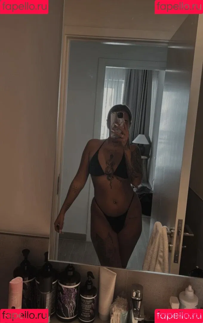 Celina Pop Onlyfans Photo Gallery 