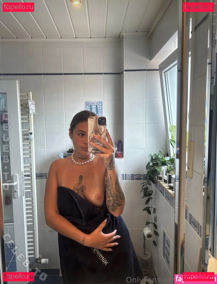 Celina Pop Onlyfans Photo Gallery 