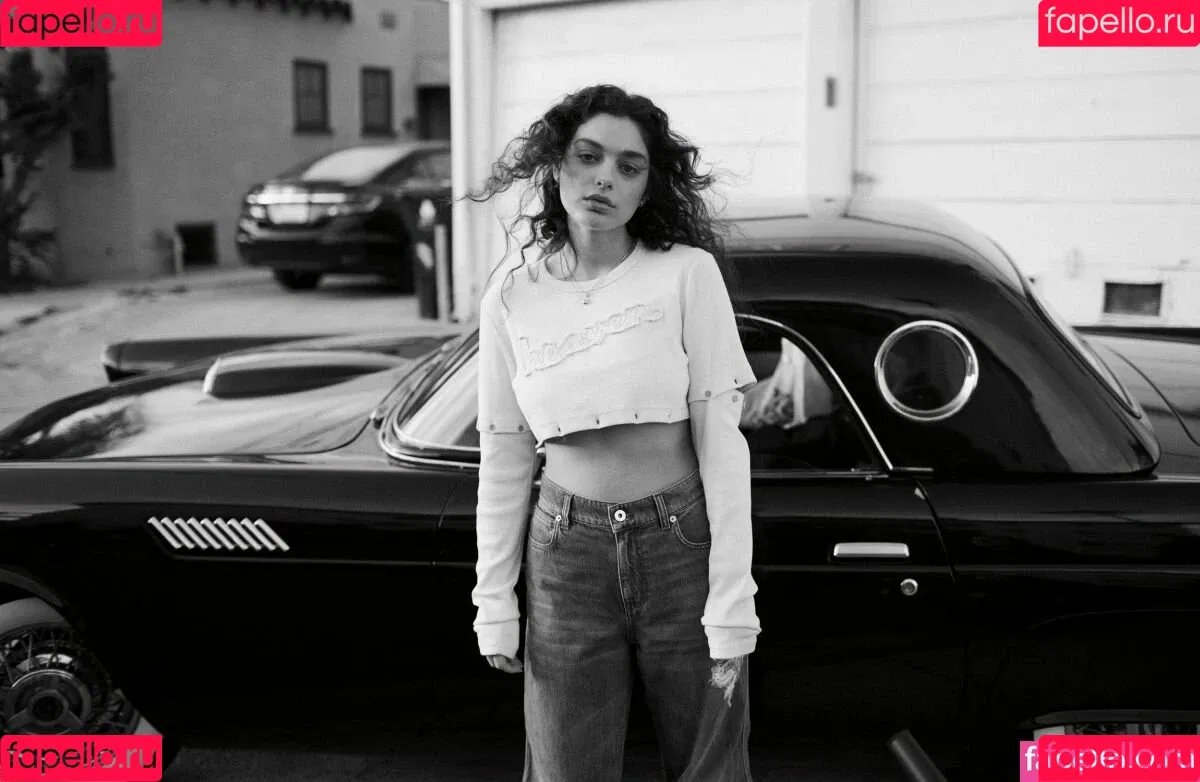 Odeya Rush Onlyfans Photo Gallery 