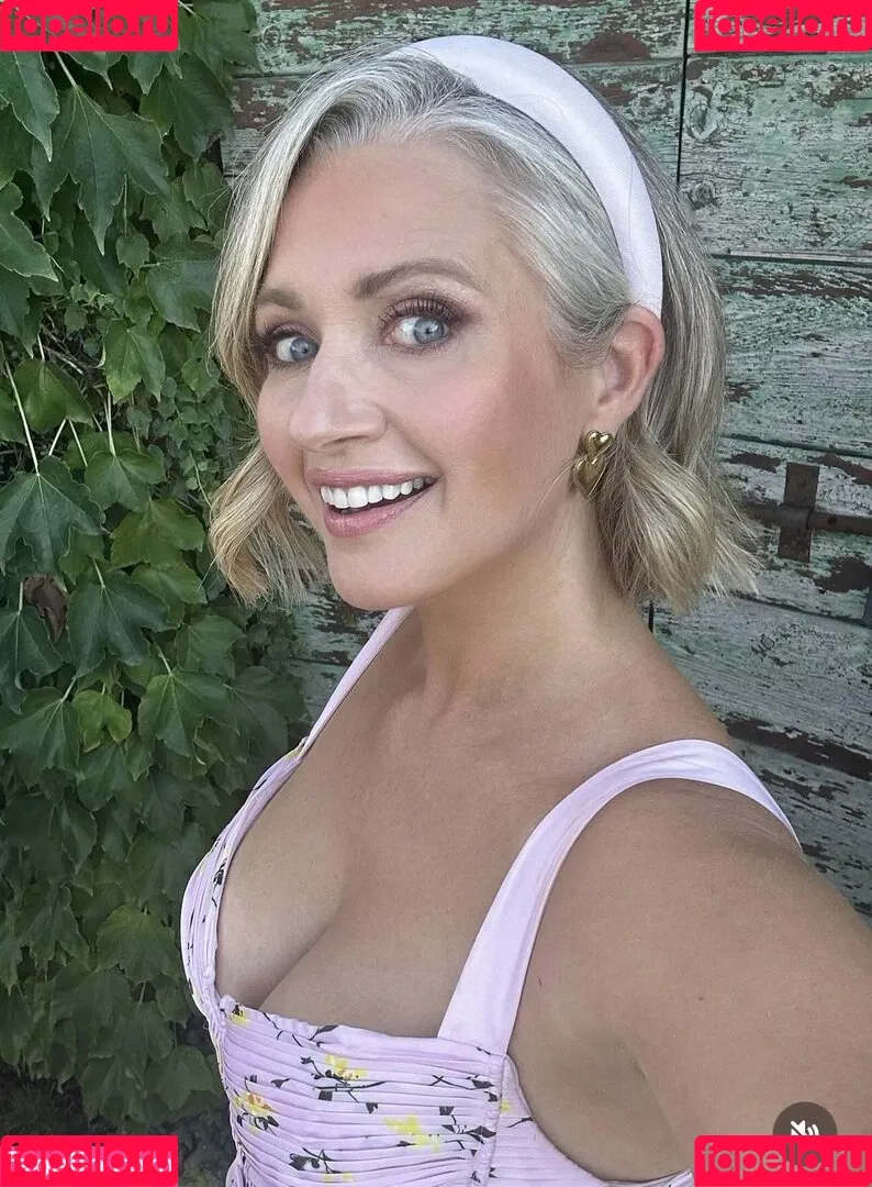 Celebrity Guilty Pleasures & Underrated Women Onlyfans Photo Gallery 