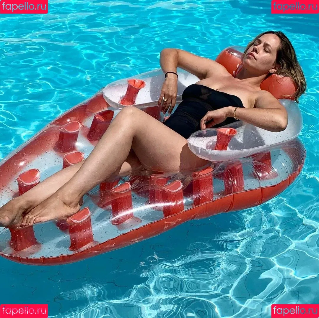 Celebrity Guilty Pleasures & Underrated Women Onlyfans Photo Gallery 