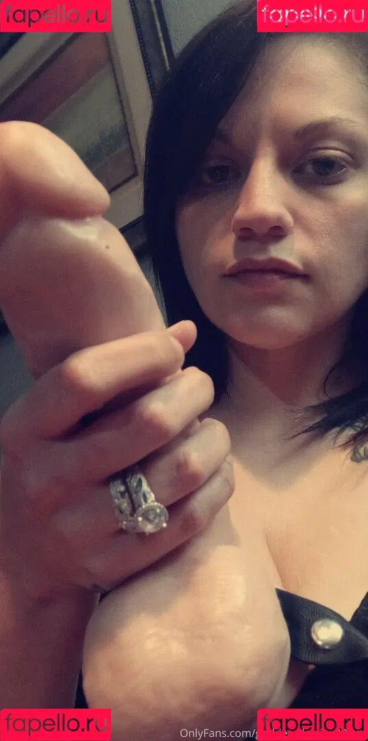 desbiansfree Onlyfans Photo Gallery 