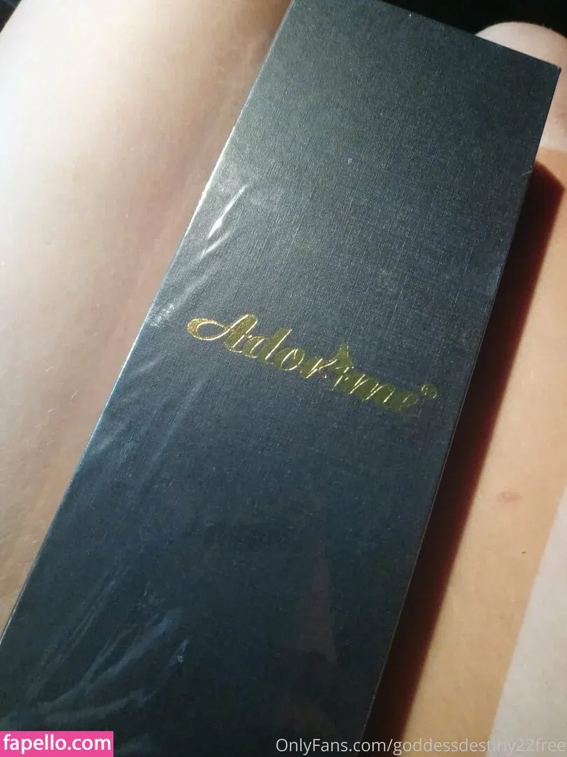 desbiansfree Onlyfans Photo Gallery 