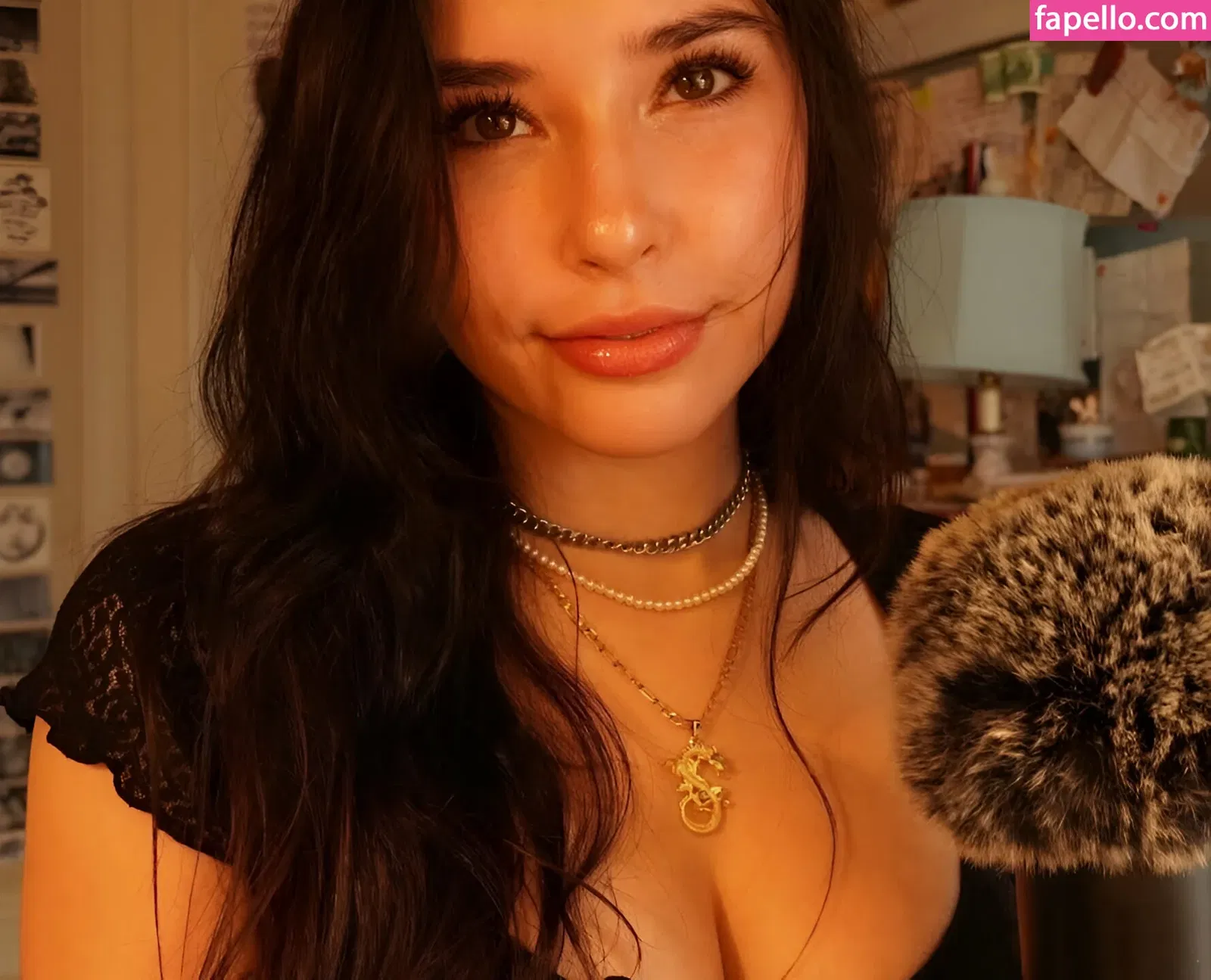 Pea Asmr Onlyfans Photo Gallery 