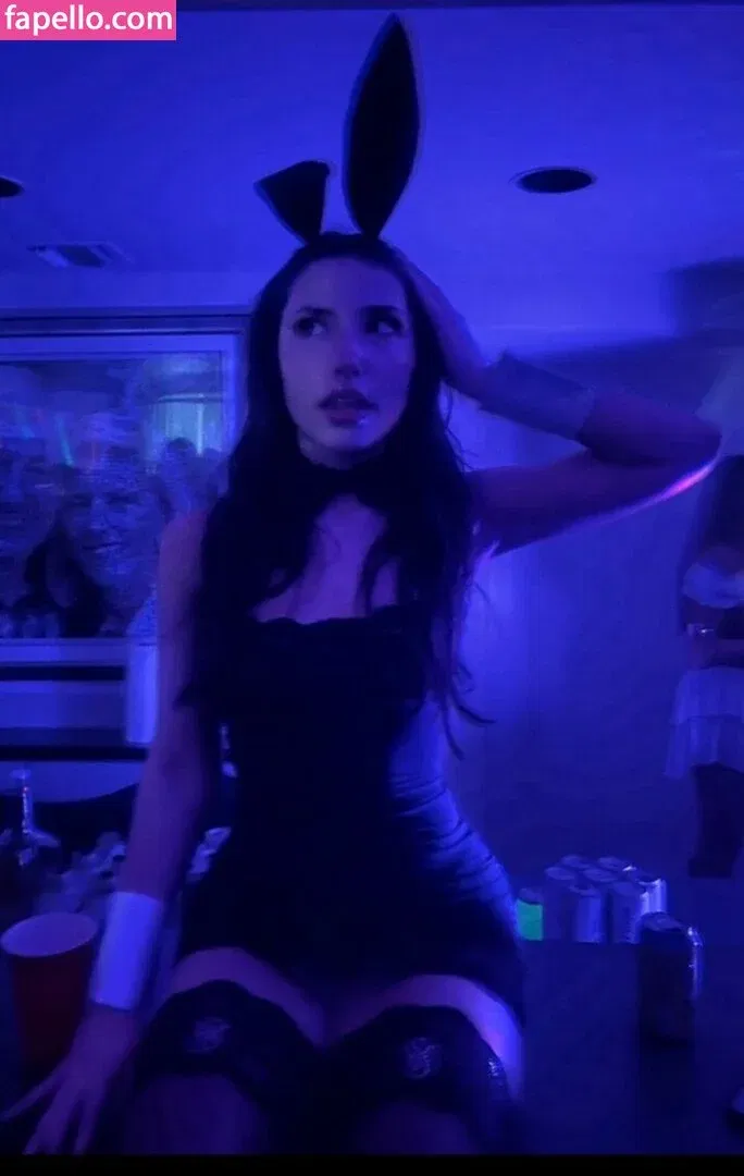 Pea Asmr Onlyfans Photo Gallery 