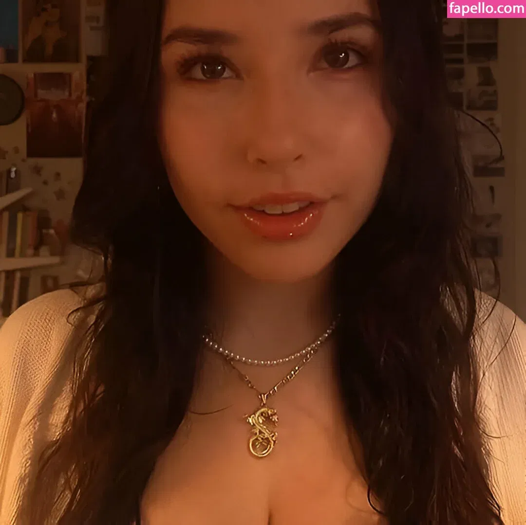 Pea Asmr Onlyfans Photo Gallery 