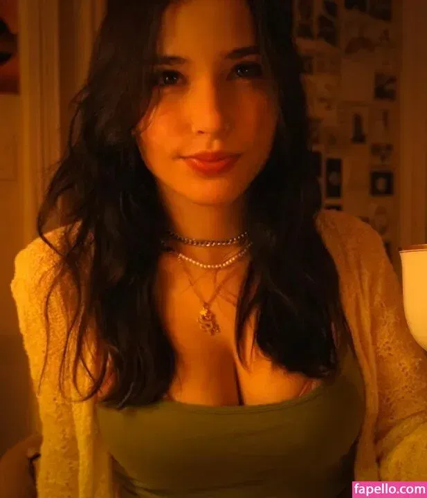 Pea Asmr Onlyfans Photo Gallery 