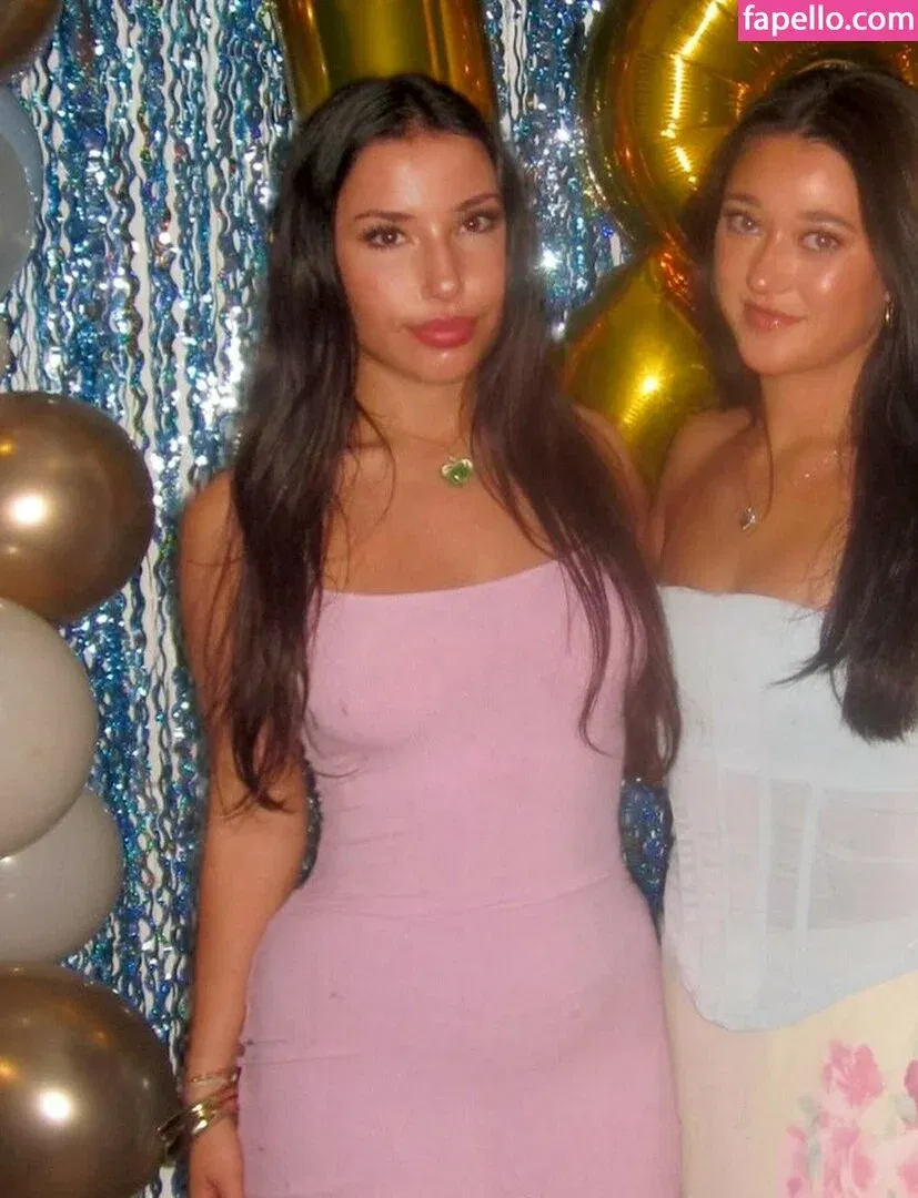 Pea Asmr Onlyfans Photo Gallery 