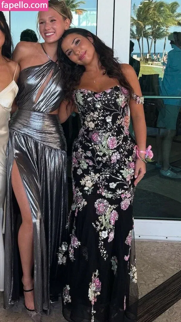 Pea Asmr Onlyfans Photo Gallery 