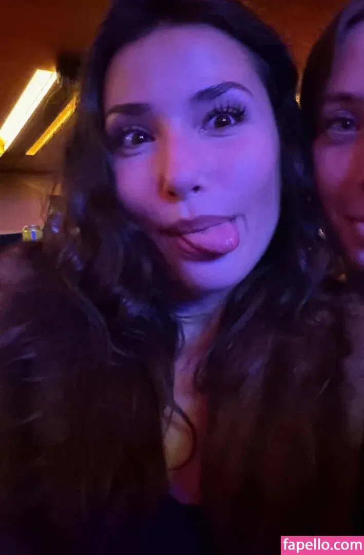 Pea Asmr Onlyfans Photo Gallery 