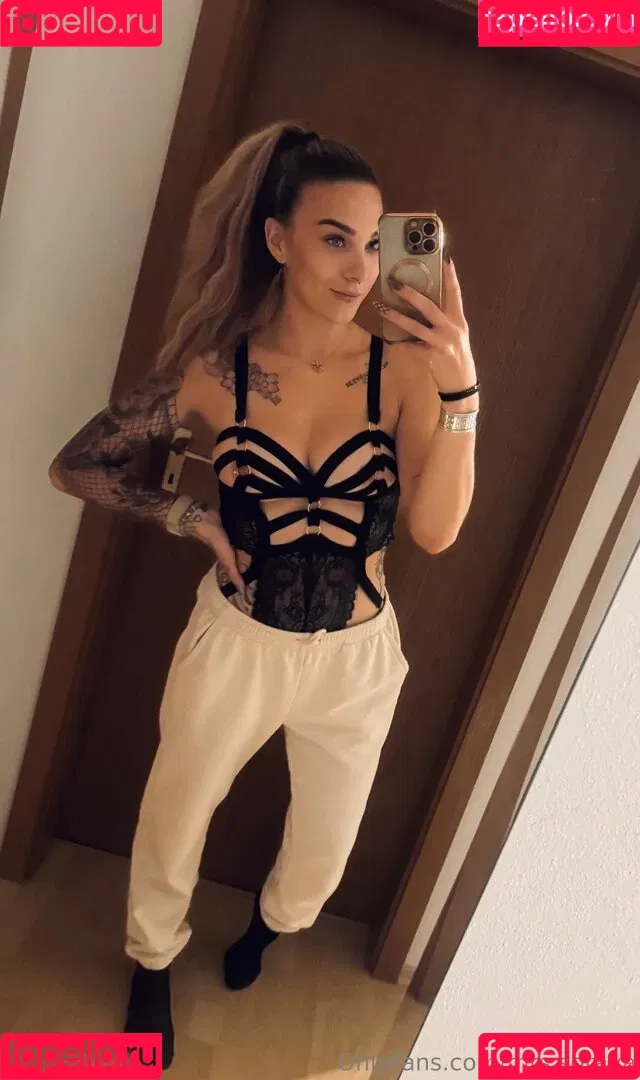 Mrs_Soraya Onlyfans Photo Gallery 