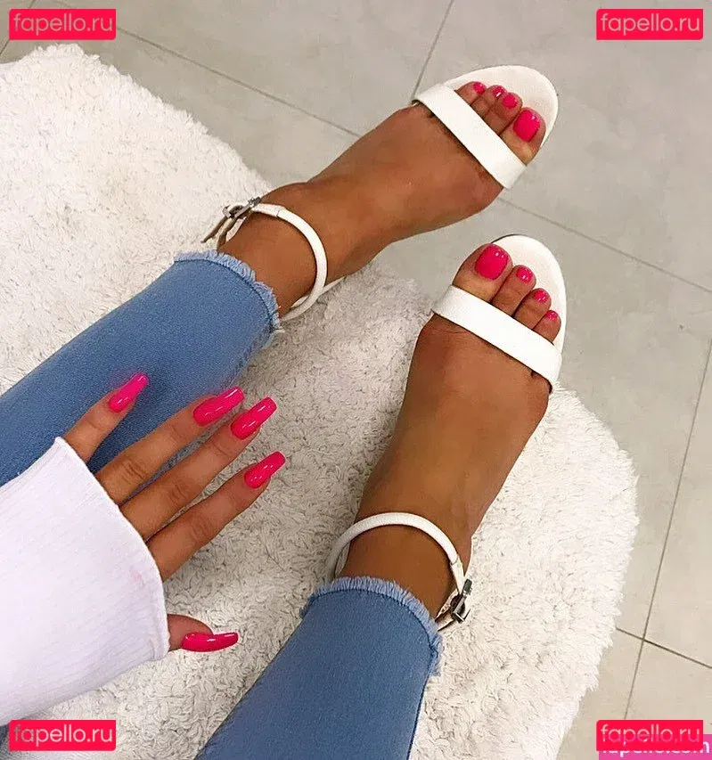 Pamela Borek Onlyfans Photo Gallery 