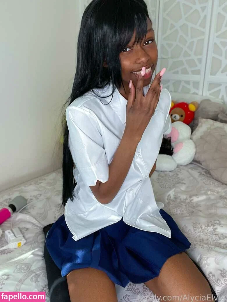 Alycia Elvie Onlyfans Photo Gallery 
