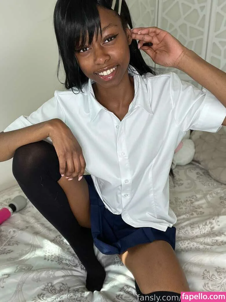 Alycia Elvie Onlyfans Photo Gallery 