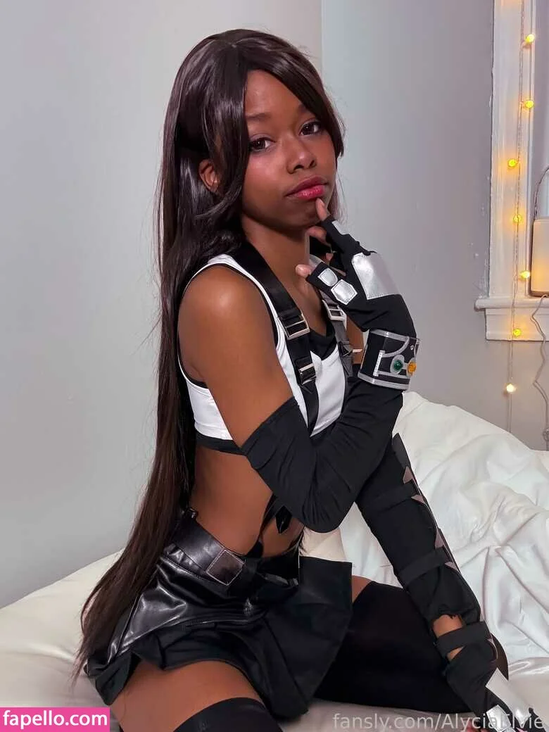 Alycia Elvie Onlyfans Photo Gallery 