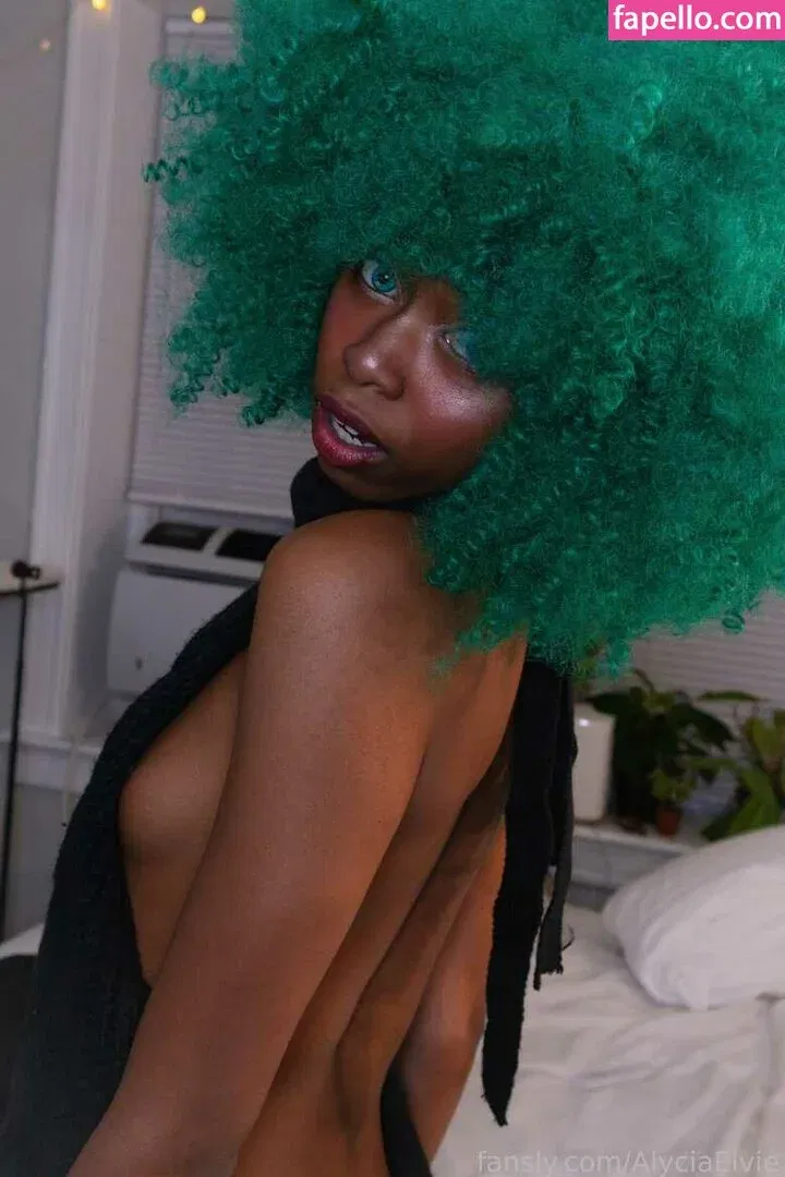 Alycia Elvie Onlyfans Photo Gallery 