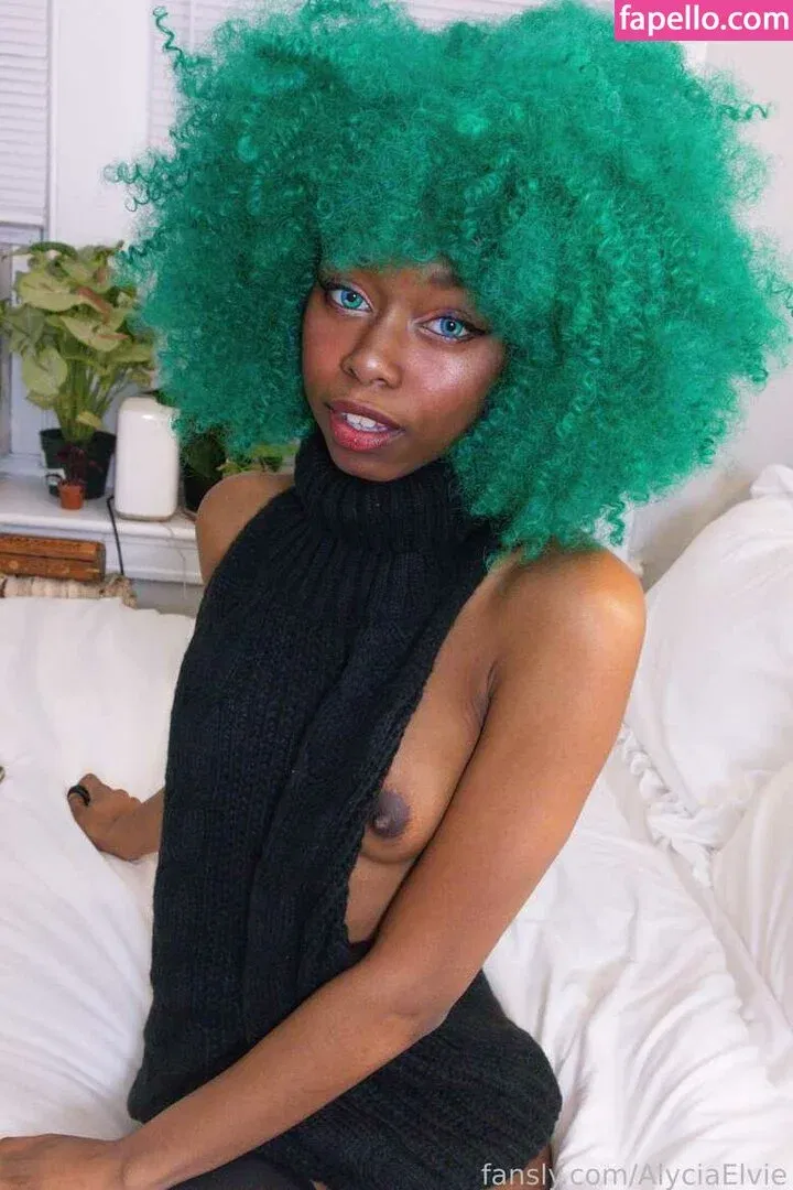 Alycia Elvie Onlyfans Photo Gallery 