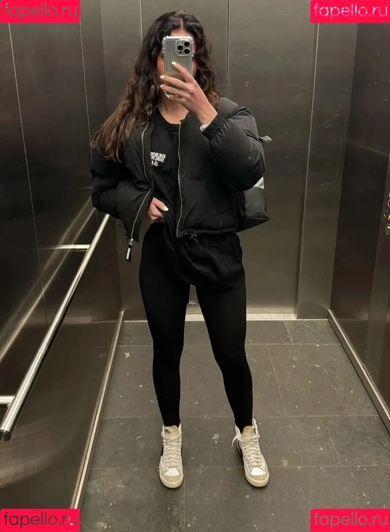 Anica Zimmermann Onlyfans Photo Gallery 