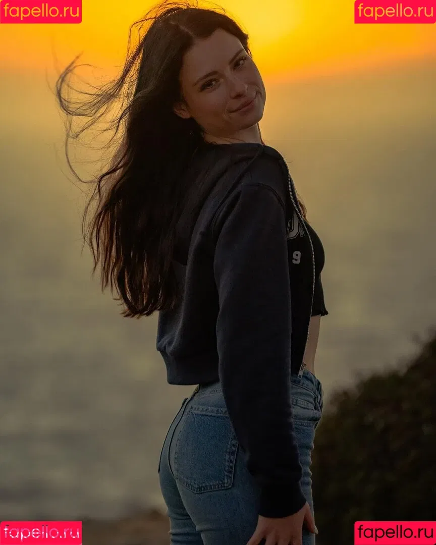 Anica Zimmermann Onlyfans Photo Gallery 