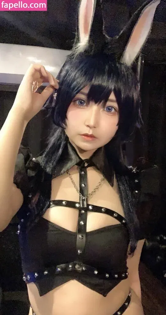 yomicos0909 Onlyfans Photo Gallery 