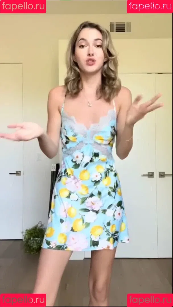 Madeleinecwhite Onlyfans Photo Gallery 
