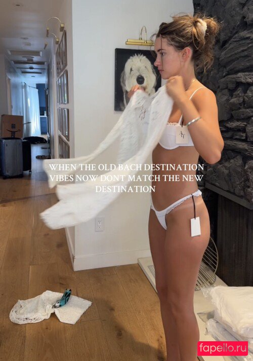 Madeleinecwhite Nude Onlyfans Photo 24