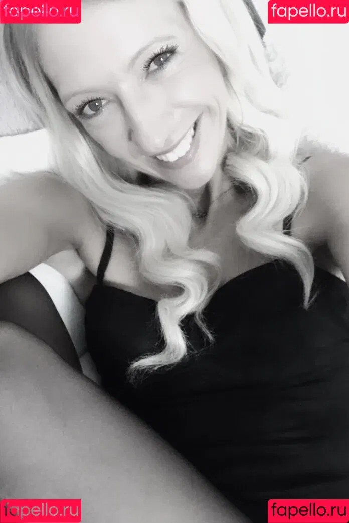 Izzy Cat Onlyfans Photo Gallery 