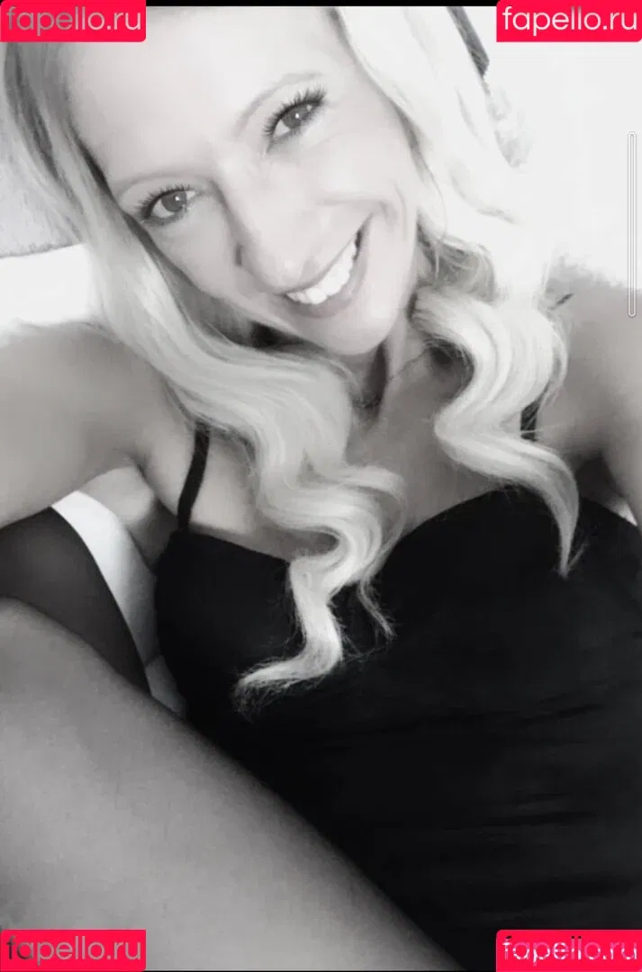 Izzy Cat Onlyfans Photo Gallery 