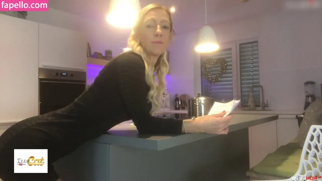 Izzy Cat Onlyfans Photo Gallery 