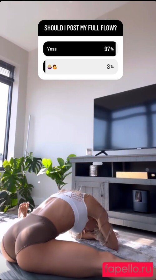 Sarah Houchens Nude Onlyfans Photo 13