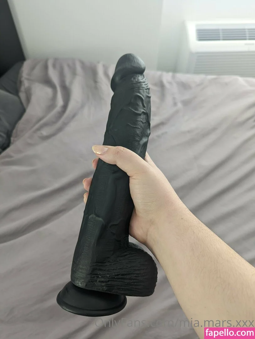 mia.mars.xxx Onlyfans Photo Gallery 