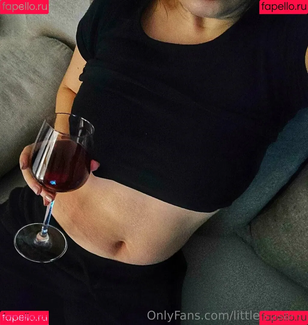 little.susann Onlyfans Photo Gallery 