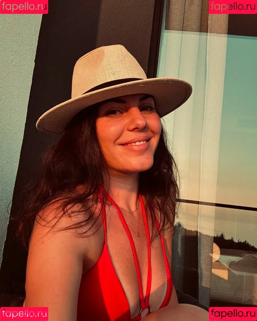 Xhoi Loja Onlyfans Photo Gallery 