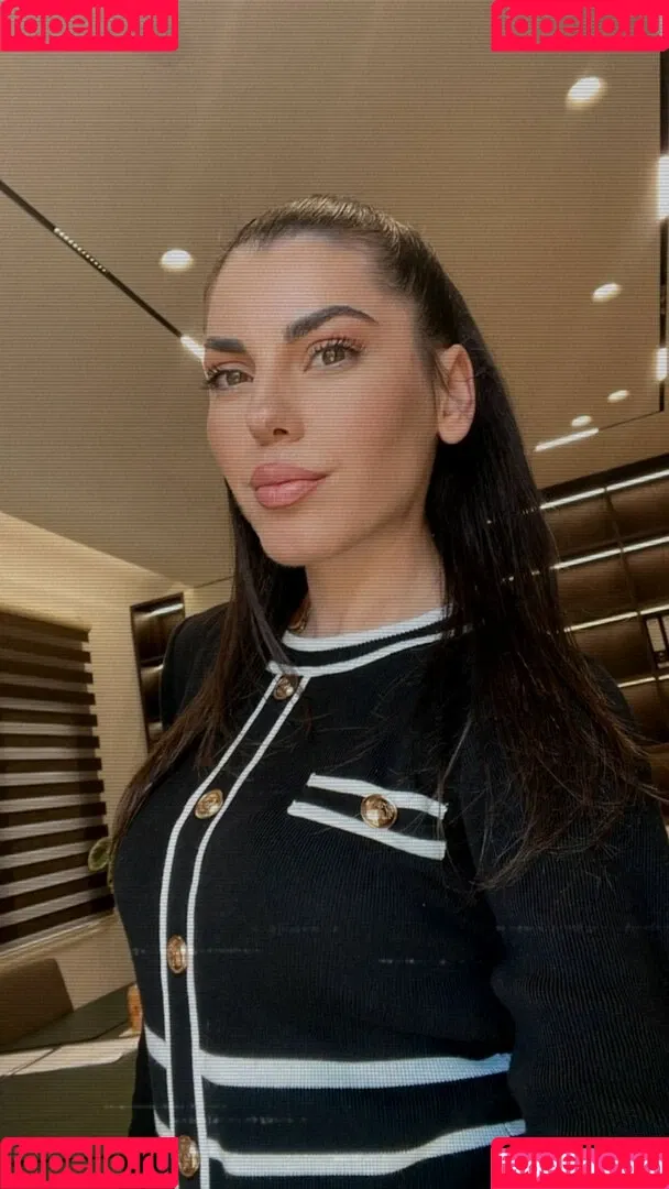 Xhoi Loja Onlyfans Photo Gallery 