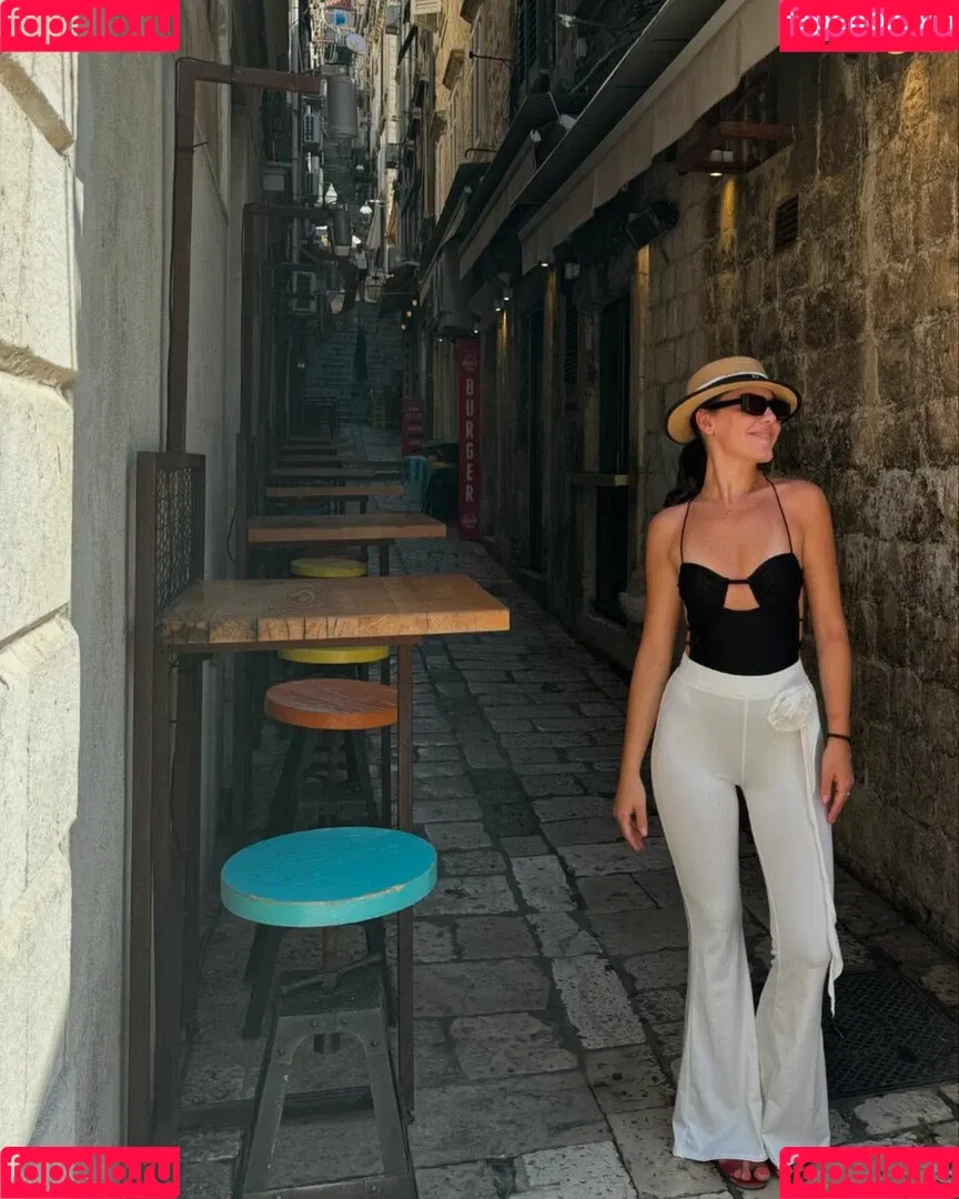 Xhoi Loja Onlyfans Photo Gallery 