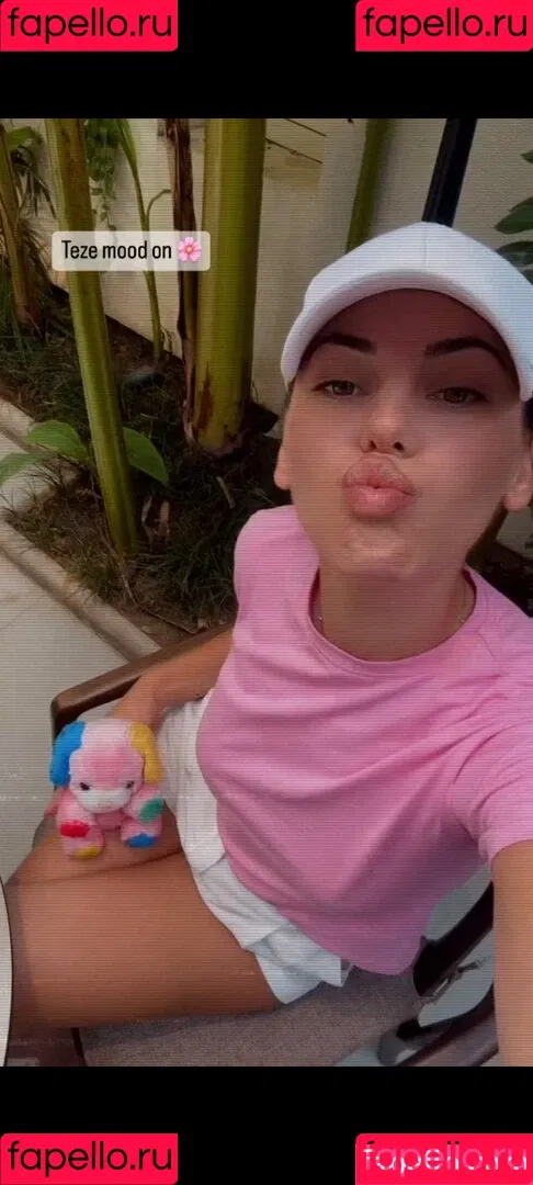 Xhoi Loja Onlyfans Photo Gallery 