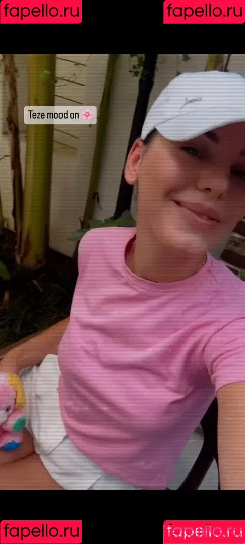 Xhoi Loja Onlyfans Photo Gallery 
