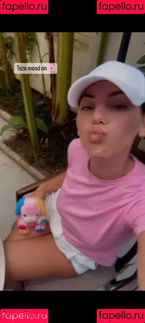 Xhoi Loja Onlyfans Photo Gallery 