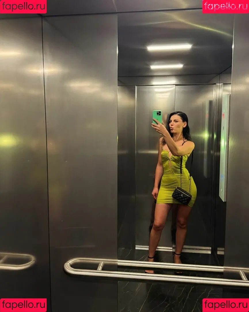 Xhoi Loja Onlyfans Photo Gallery 