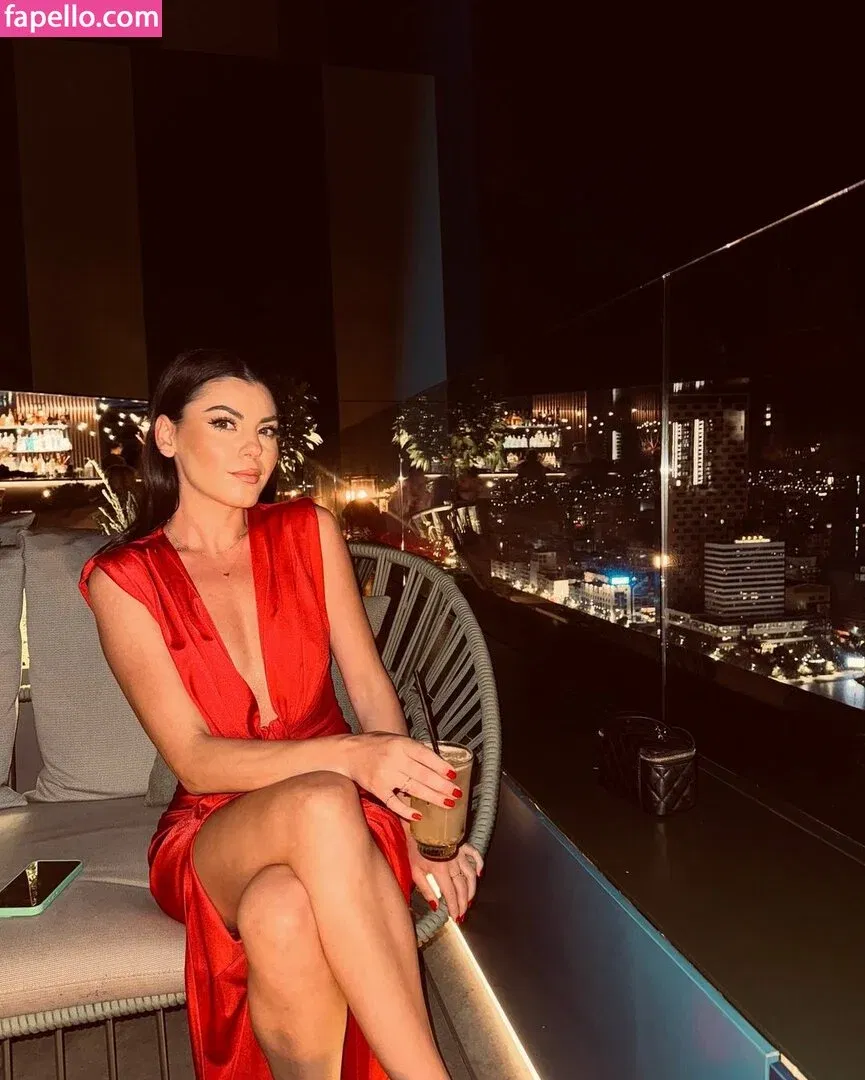 Xhoi Loja Onlyfans Photo Gallery 